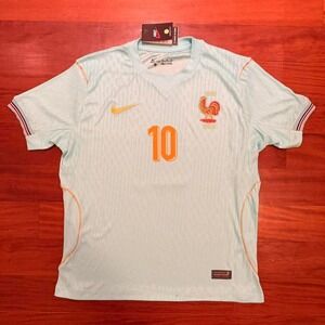 Kylian Mbappé 10 France away kit 2026 World Cup edition
Brand new with tags